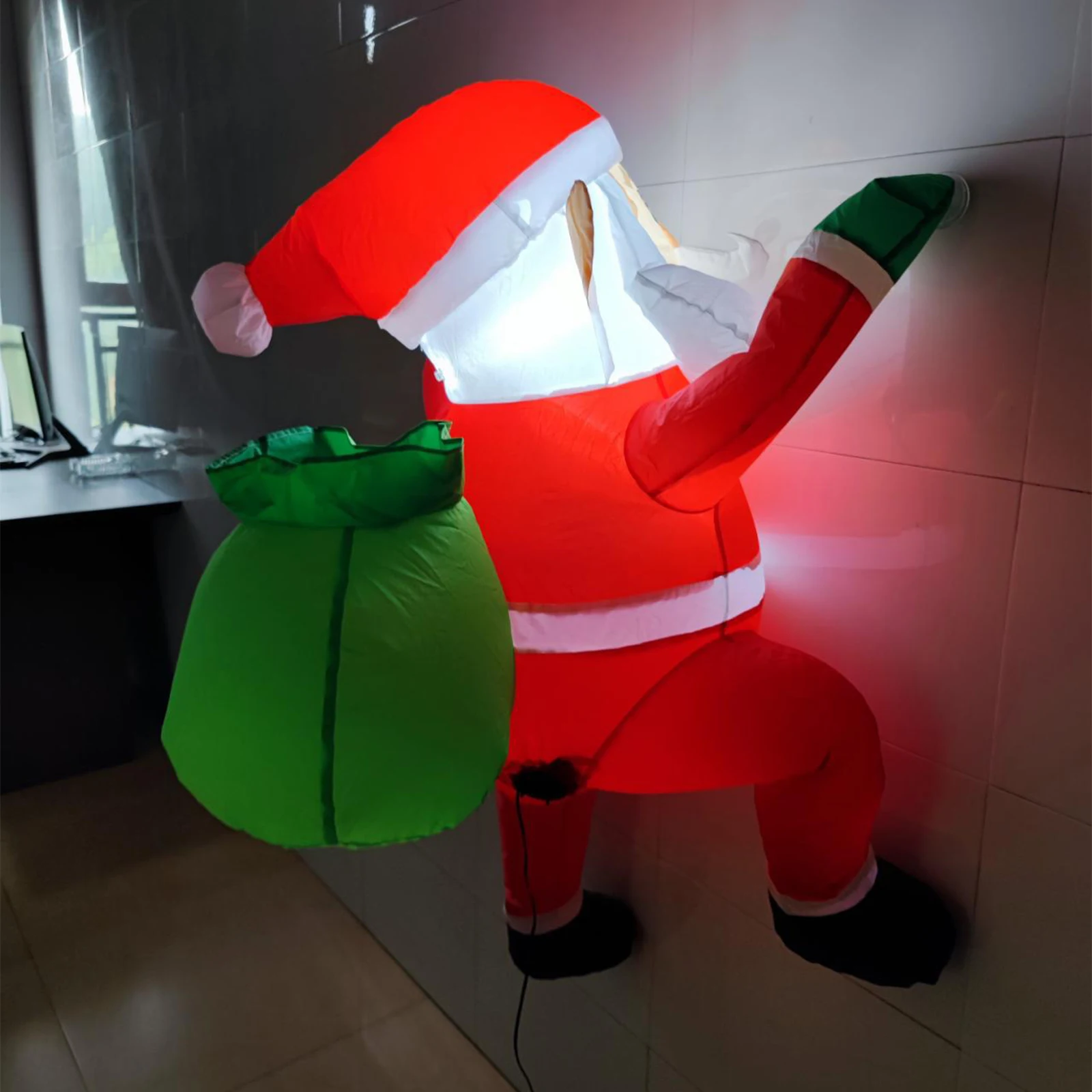 Decoración navideña inflable colgante de Papá Noel, ventana de escalada al aire libre, Papá Noel inflable para patio, jardín, césped, decoración navideña - imagen 5