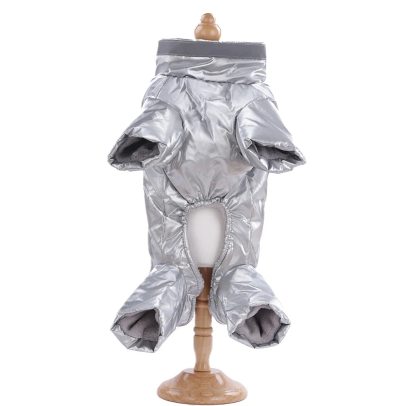 Mono en diferentes ángulos