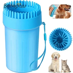 Limpiador 2 en 1 de patas para perro – Silicona suave y portátil