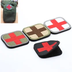 Parche bordado Cruz Roja para brazalete – estilo militar