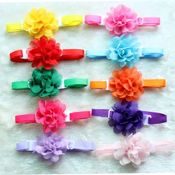 Pajarita floral ajustable para perros pequeños – Gasa suave
