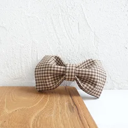 Pajarita para perros y gatos a cuadros café, decorativa y desmontable