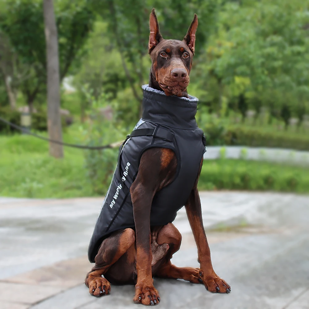 Abrigo impermeable cálido de invierno para mascotas para perros grandes con cuello peludo chaqueta gruesa reflectante disfraz de Bulldog Labrador ropa para perros - imagen 3