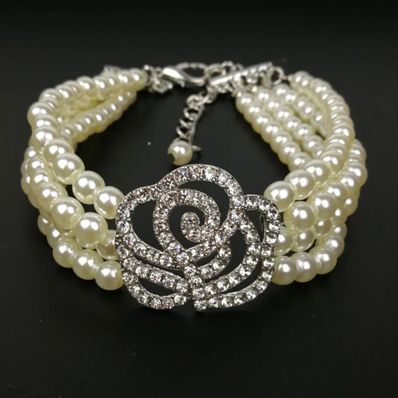 Collar de perro de lujo, Collar de flores, cuatro filas de perlas, accesorios para perros con diamantes, collares de cadena de diamantes de imitación para decoración del cuello de perro 20/25/30cm - imagen 5
