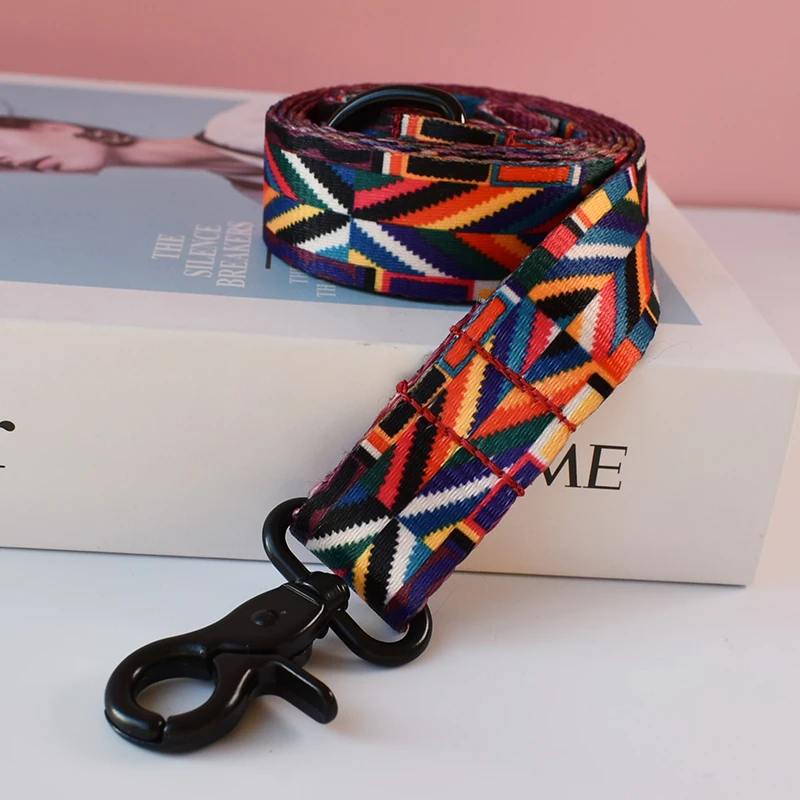 Collar de nailon iridiscente para mascotas, correa retráctil automática, suministros para mascotas pequeñas, accesorios para perros - imagen 5