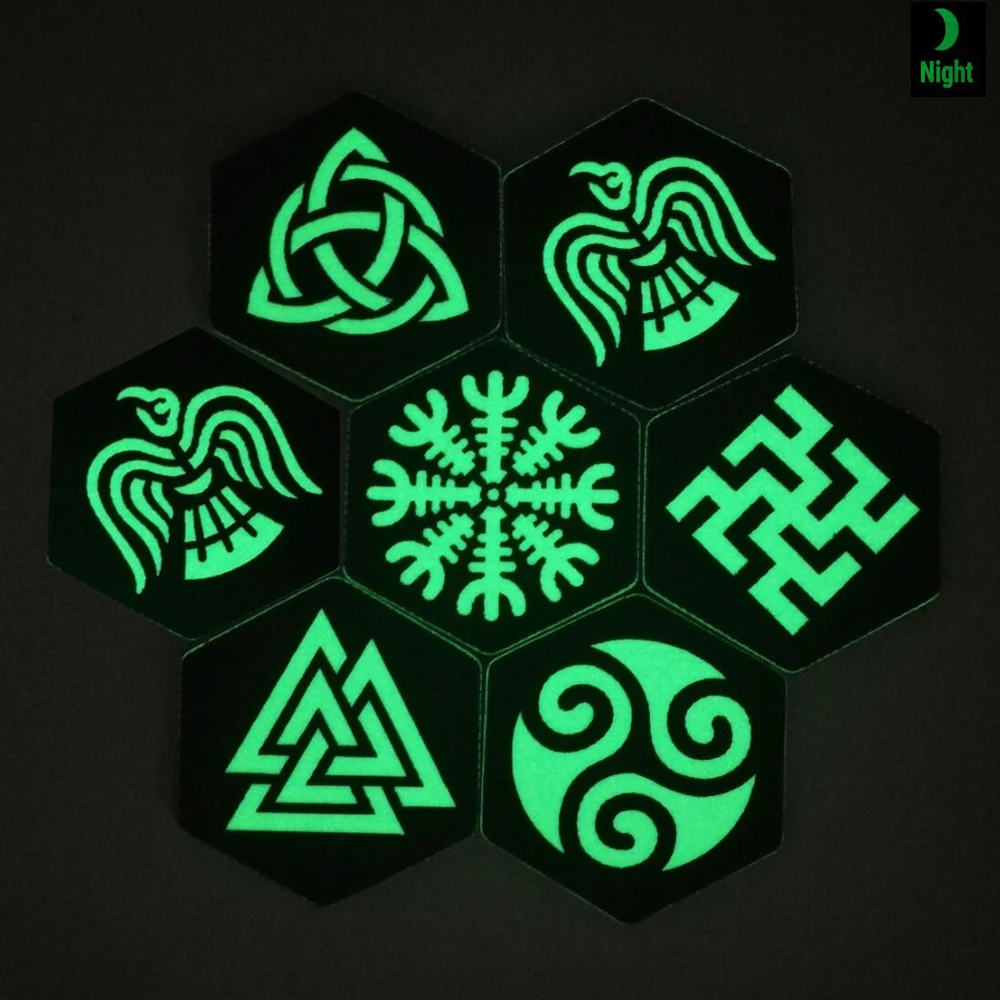 Parche de brazalete bordado Vikingo, insignia que brilla en la oscuridad, hoja decorativa militar, aplique de costura de nieve, parches tácticos - imagen 2