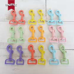 20 unids/lote de hebilla de gancho de cierre de perro colorido de Metal para correas de 20mm y 25mm, piezas de correa de perro DIY de alta calidad en 7 colores