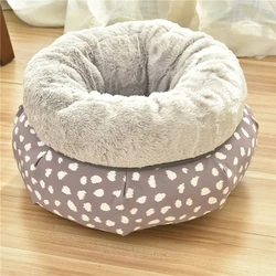 Cama suave para gatos y perros con confort térmico