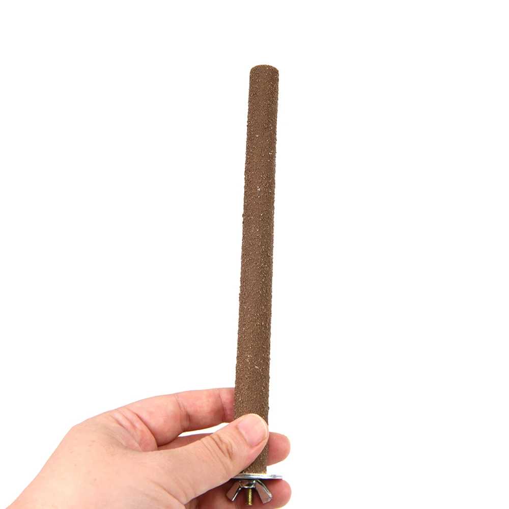 Juguetes de diferentes colores para aves