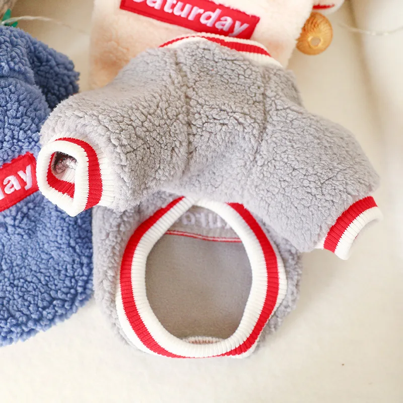 Ropa de diseñador de lujo para perros pequeños, ropa de Bulldog Francés, moda cálida de invierno, accesorios de disfraz de Año Nuevo 2025 - imagen 4