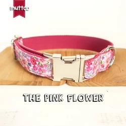 Collar para perro artesanal color rosa brillante con flor - moderno