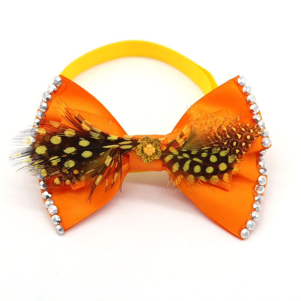 Corbatas con plumas y diamantes de imitación para mascotas, corbatas con diamantes de imitación para perros, productos para vacaciones, accesorios de boda, 50 piezas, novedad - imagen 5