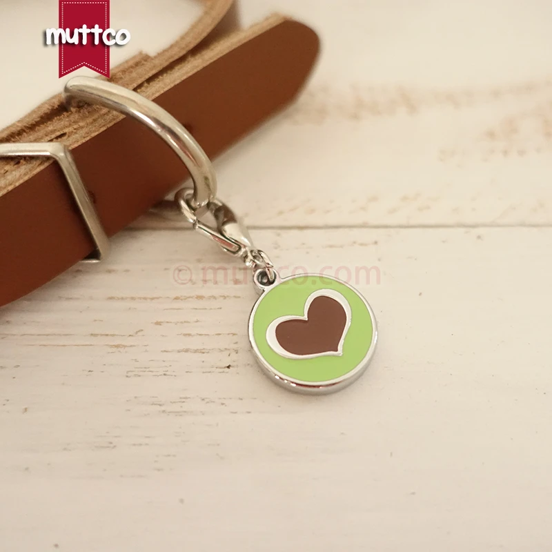 Envío gratuito, 20mm, bonito estampado en forma de corazón, etiqueta de perro de 2 colores, etiquetas de identificación de perro para mascotas, etiquetas redondas de metal con nombre de perro, collar, dije grabado en blanco - imagen 2