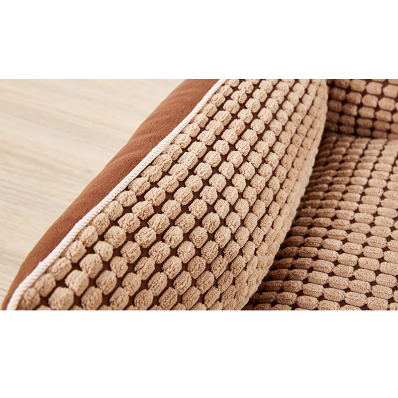 Perro descansando cómodamente en la cama LAPLADOG