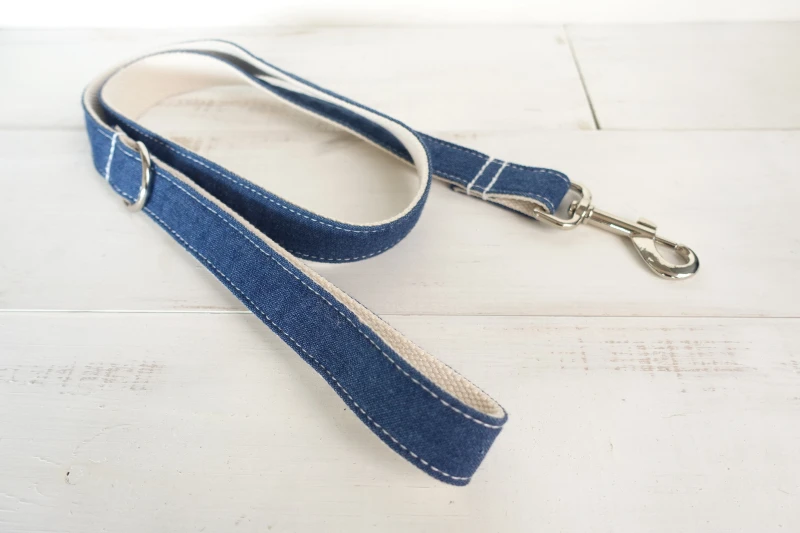 MUTTCO vende al por menor correa de perro de alta calidad de diseño propio de estilo único THE WHITE JEAN collares y correas de perro lisos 5 tamaños UDL017 - imagen 3