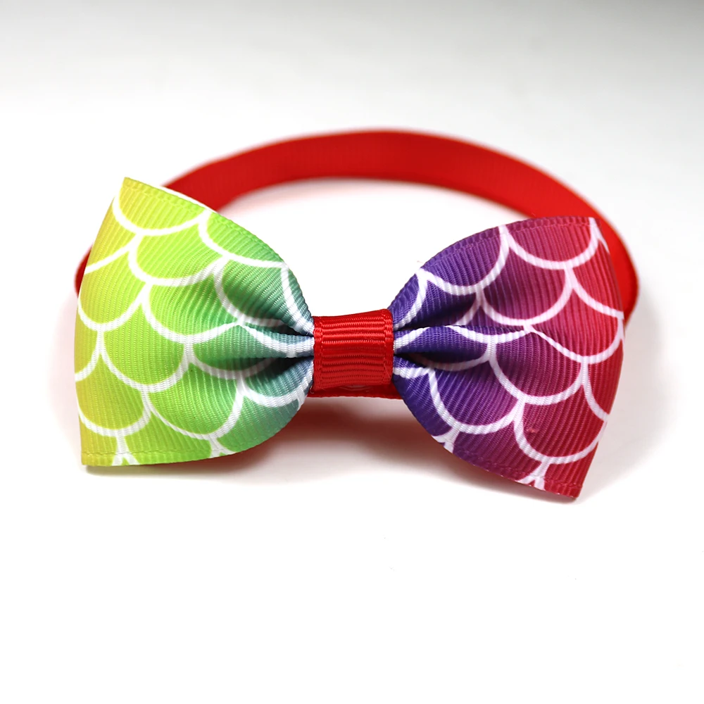 Detalle del lazo de 7,5 cm de las pajaritas