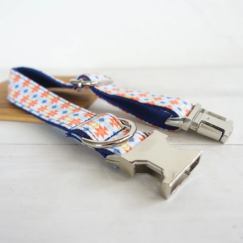 MUTTCO venta al por menor collar de estilo británico collar hecho a mano bowknot LA LANTERN moda a cuadros collar de perro conjunto de correa 5 tamaños UDC056 - imagen 2