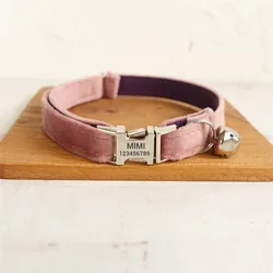 Collar con campana de terciopelo para gato – Suave y regulable