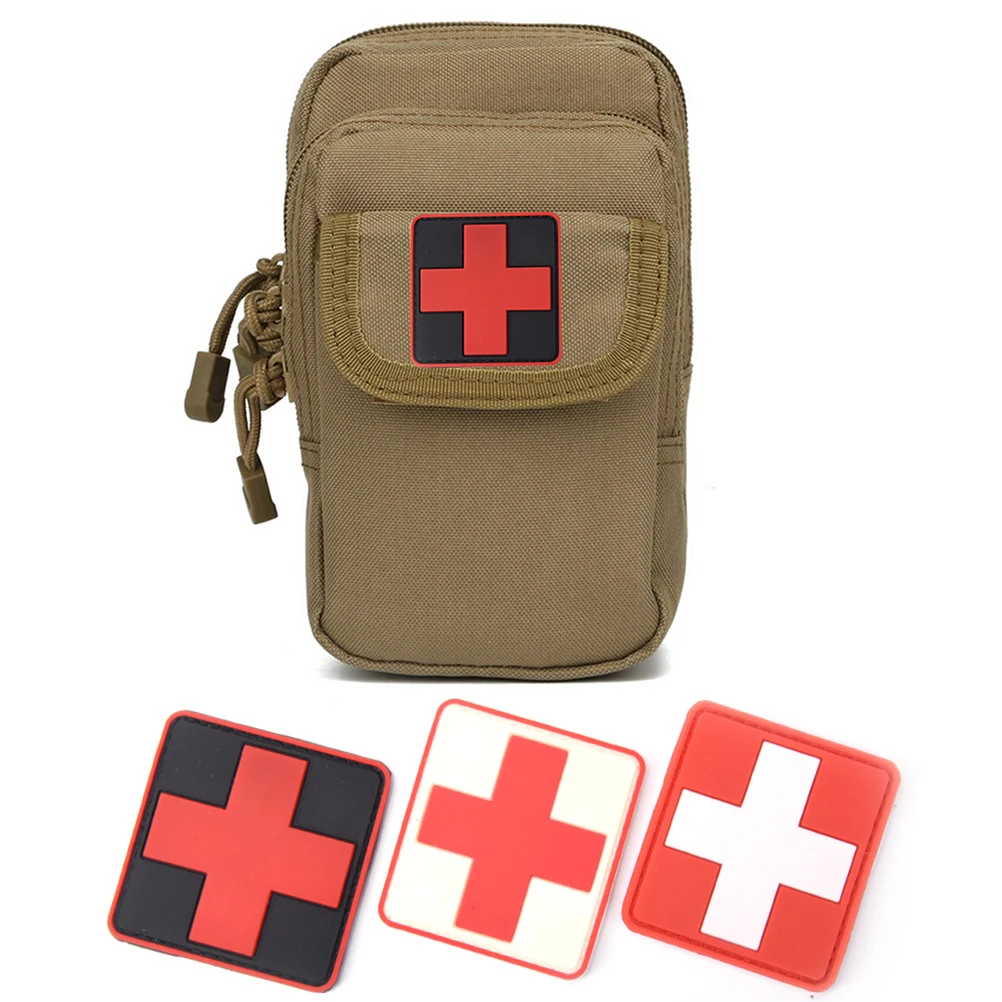 Parche de PVC de Cruz Roja, insignia de emblema, equipo médico, bolsa de primeros auxilios militar con gancho para ropa, mochila, parches tácticos