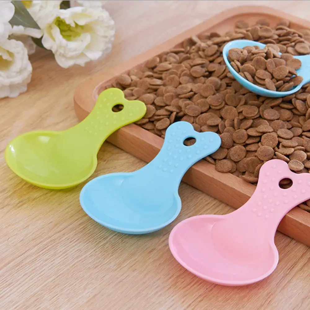 Cuchara bonita para comida de mascotas, cuchara de alimentación para perros y gatos, pala surtida de Color caramelo, comederos para perros, herramienta para beber, 1 ud. - imagen 4