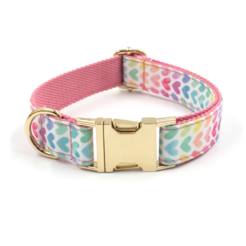 Arnés personalizado para perros pequeños, Collar para perro con estampado de corazones rosas con nombre grabado, 5 unidades/juego, Collar para cachorros, correa y bolsa para caca - imagen 2