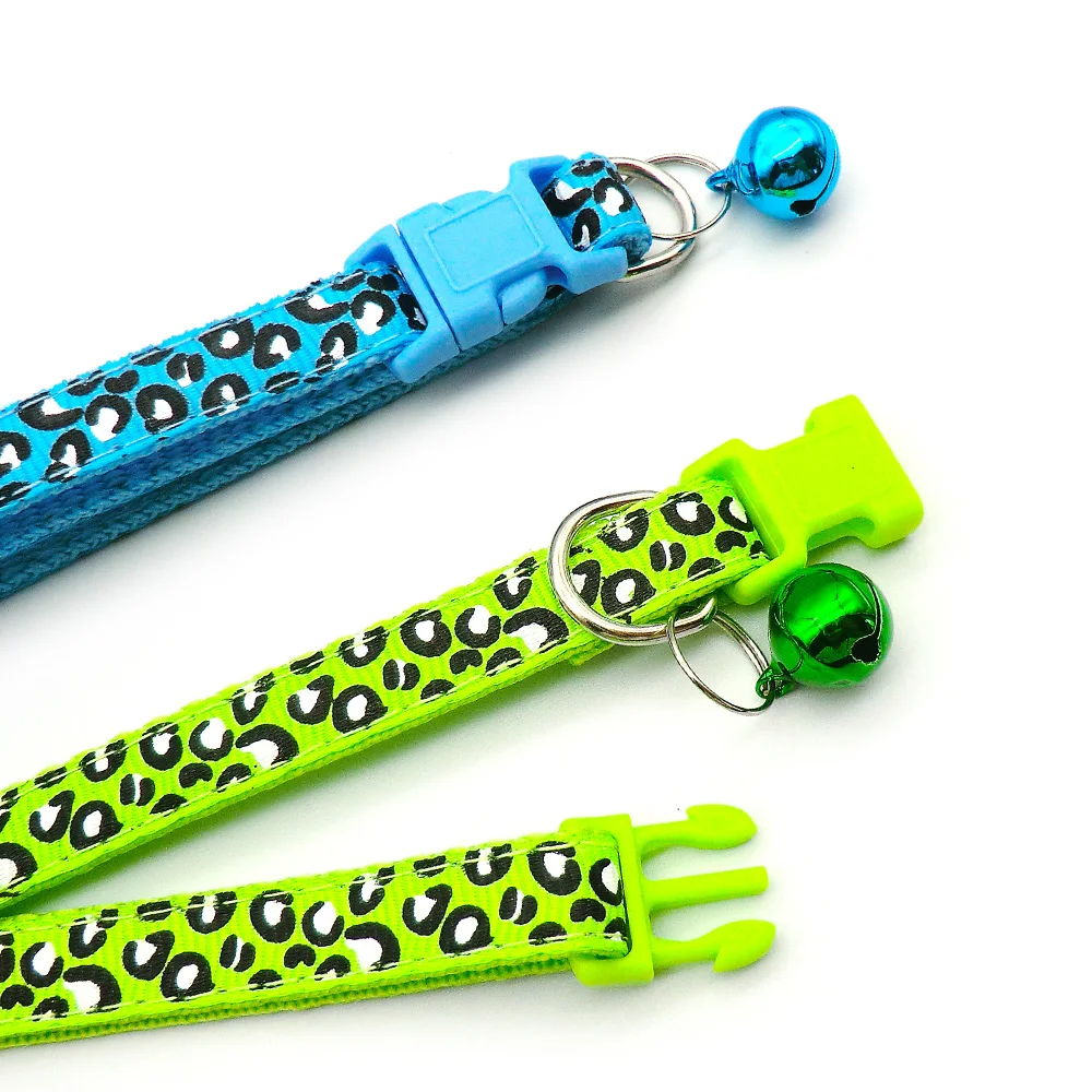 Collar con estampado de leopardo para mascotas, anillo de adorno cómodo con huellas de perro, cachorro, etiqueta de identificación, 100 Uds. - imagen 4