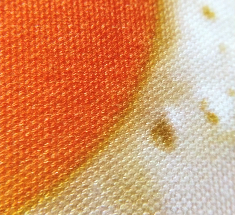 Juguete peluche perro jugando