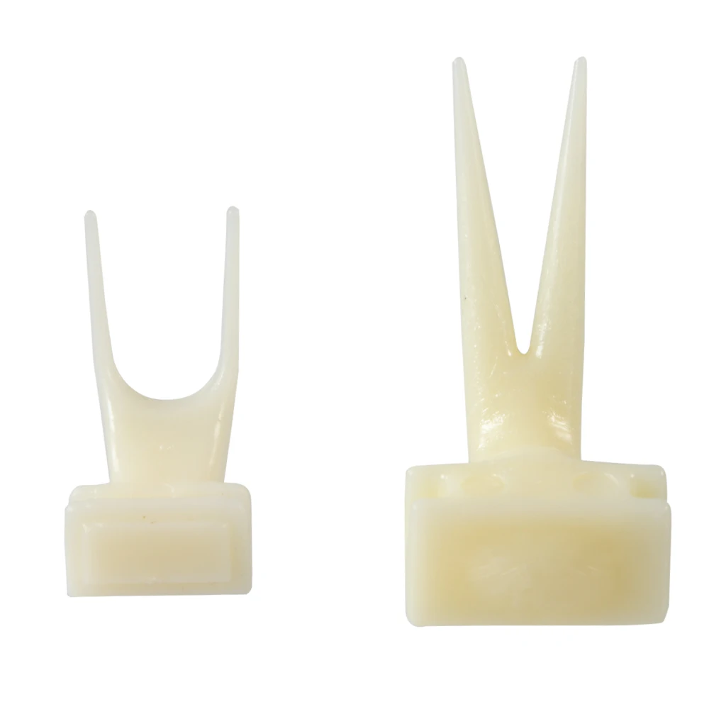 Tenedor de fruta para loros y pájaros, soporte de plástico para comida, alimentación en jaula para hámster, rata, 2 tamaños S/L, alimentador conveniente, 1 Uds. - imagen 4