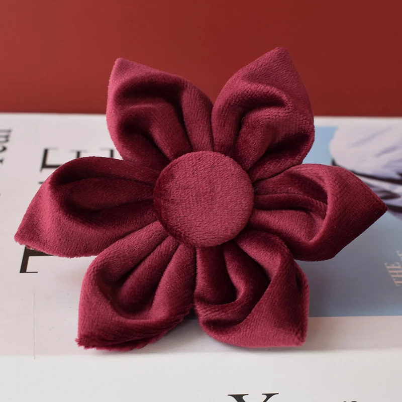 Hebilla de Metal grabada gratis, collares de flores al por menor para perros, hechos a mano, accesorios para perros, franela de vino de tela 08 - imagen 5