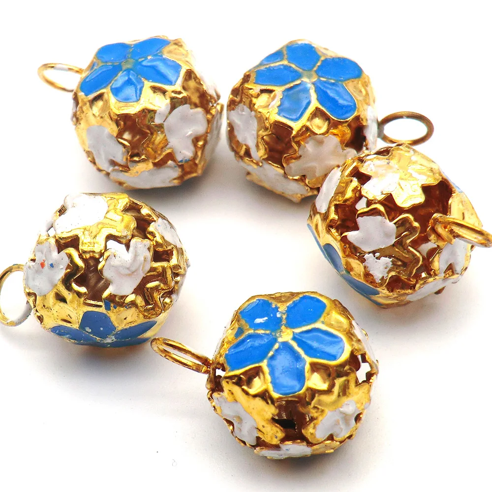 Cascabel colgante de 14mm para Collar de Mascota, accesorio de decoración para fiesta, campanas de Color caramelo, juguete para mascota, 100 piezas, venta al por mayor - imagen 3