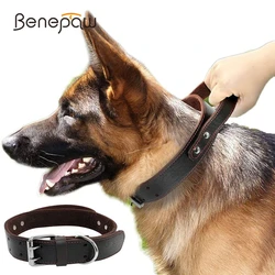 Collar de cuero ajustable para perros medianos y grandes