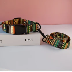 Collar de nailon con estampado nacional para perro – ajuste y grabado