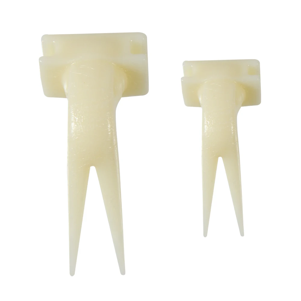 Tenedor de fruta para loros y pájaros, soporte de plástico para comida, alimentación en jaula para hámster, rata, 2 tamaños S/L, alimentador conveniente, 1 Uds. - imagen 3