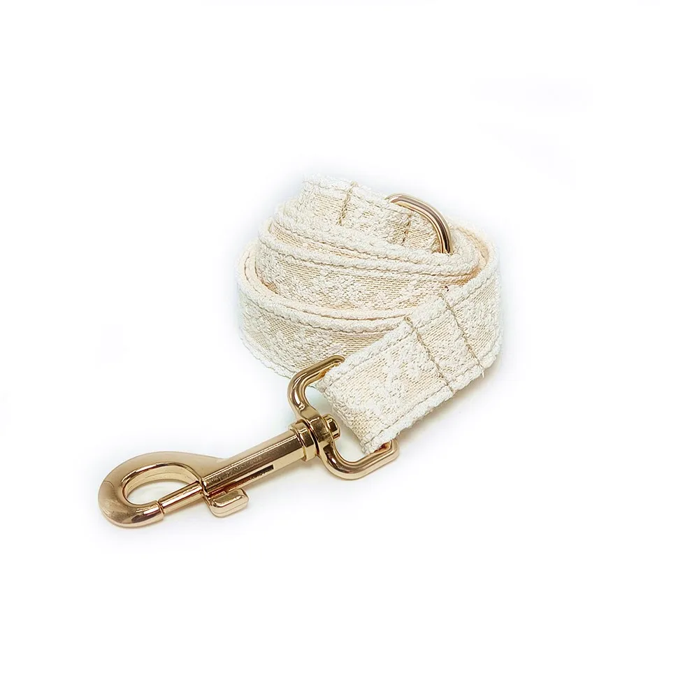 Collar de encaje personalizado para perros pequeños, conjunto de Collar y correa para mascotas de boda, hebilla dorada ligera de lujo, Collar para cachorros, juego de regalo de plomo - imagen 3