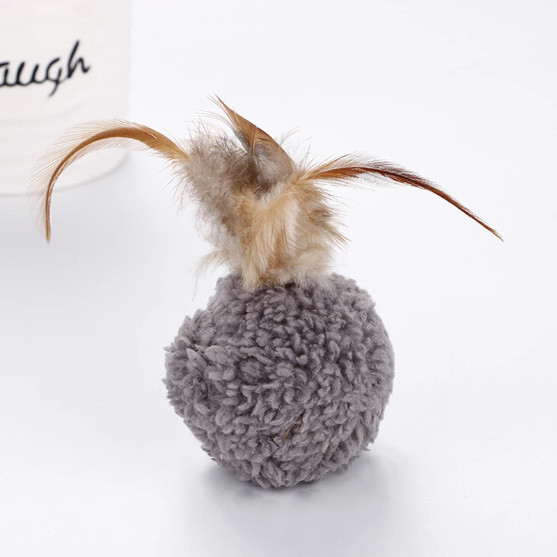 Juguete de peluche para gatos con forma de bola de peluche con hierba gatera, juguete de plumas, sonido para masticar, accesorios para gatos, juguete molar para gatitos, juguete interactivo para mascotas - imagen 4