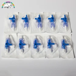 Adaptador Luer de 3 vías para fluidoterapia en perros y gatos