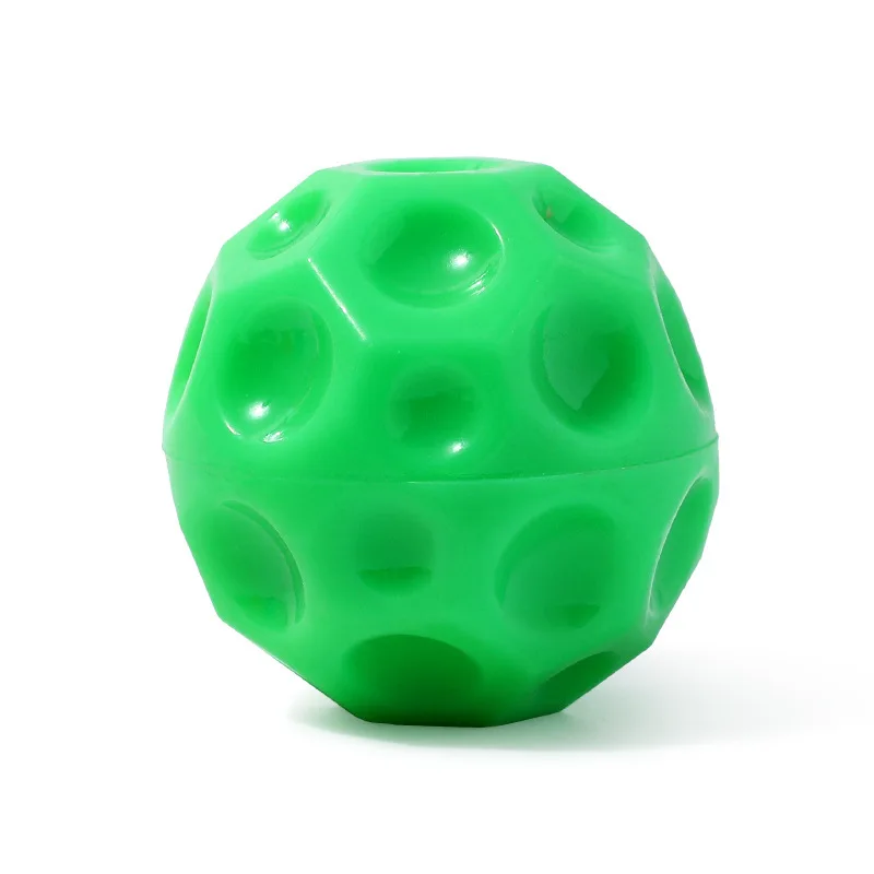 Pelota de Rugby para perro chirriante, juguete Molar resistente a mordeduras, pelota redonda cóncava, juguete interactivo para masticar para entrenamiento de cachorros - imagen 5