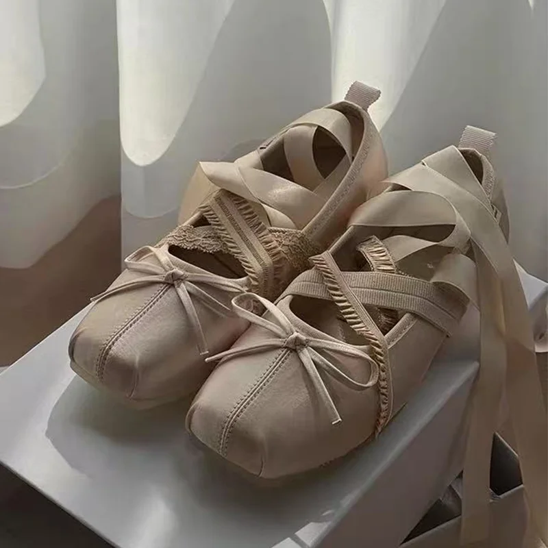 Zapatos planos elegantes con lazo para gatos y perros - imagen 4
