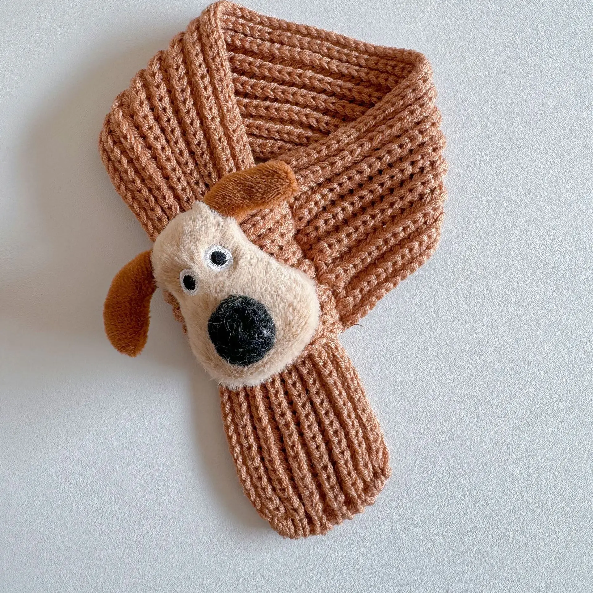Bufanda tejida de color café para mascotas, toalla para pan y gato, babero cálido para perro, bufanda de oso de peluche, pajarita para perro, accesorios para cachorros - imagen 3