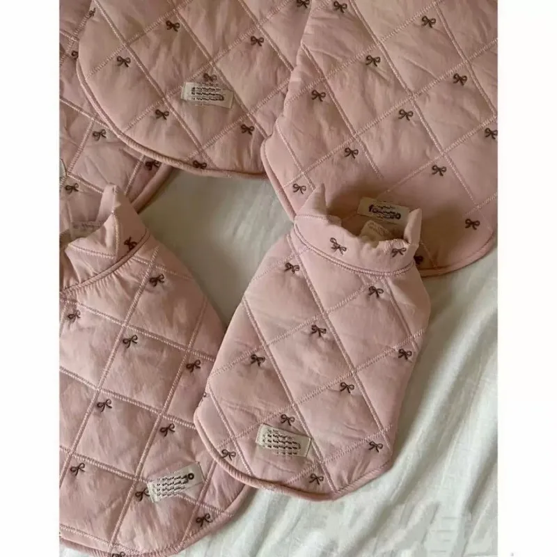 Chaquetas rosas para mascotas, abrigo grueso de felpa de invierno con bonito lazo para perros pequeños, chaleco cálido para gatos, ropa para perros pequeños, ropa para cachorros - imagen 2