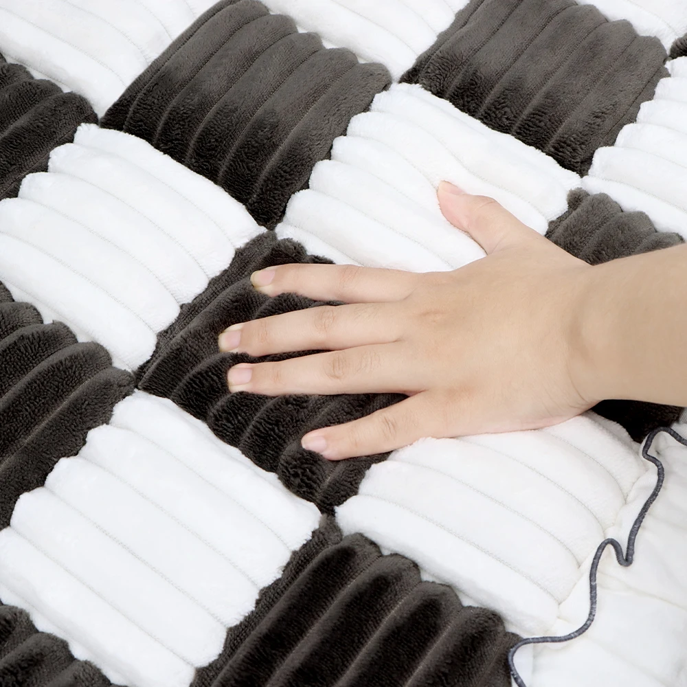 Funda de sofá gruesa de felpa para mascotas, funda de sofá de felpa antideslizante lavable, Protector de muebles duradero de felpa suave para niños y mascotas - imagen 4