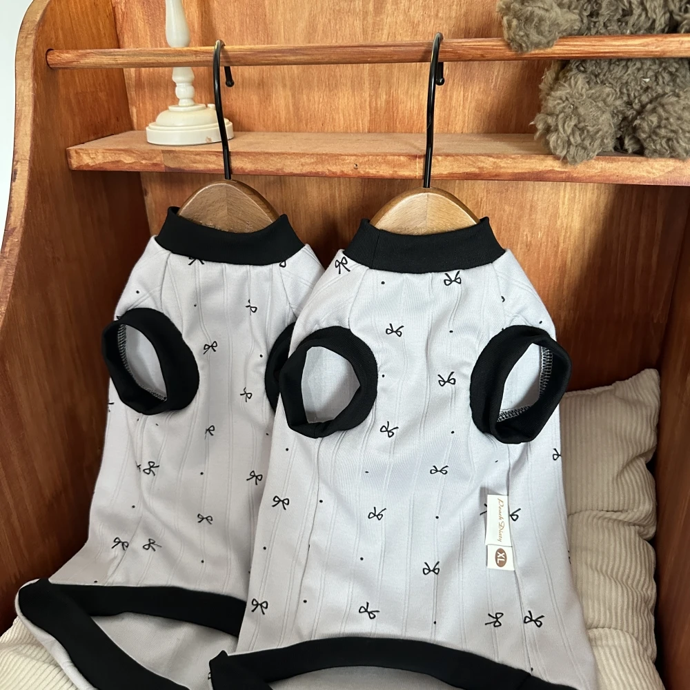 Ropa para un gato Manga corta Abrigo de algodón para Sphynx Cat Verano Camiseta con lazo gris para gatitos Perros Pijama suave y dulce para gato - imagen 4
