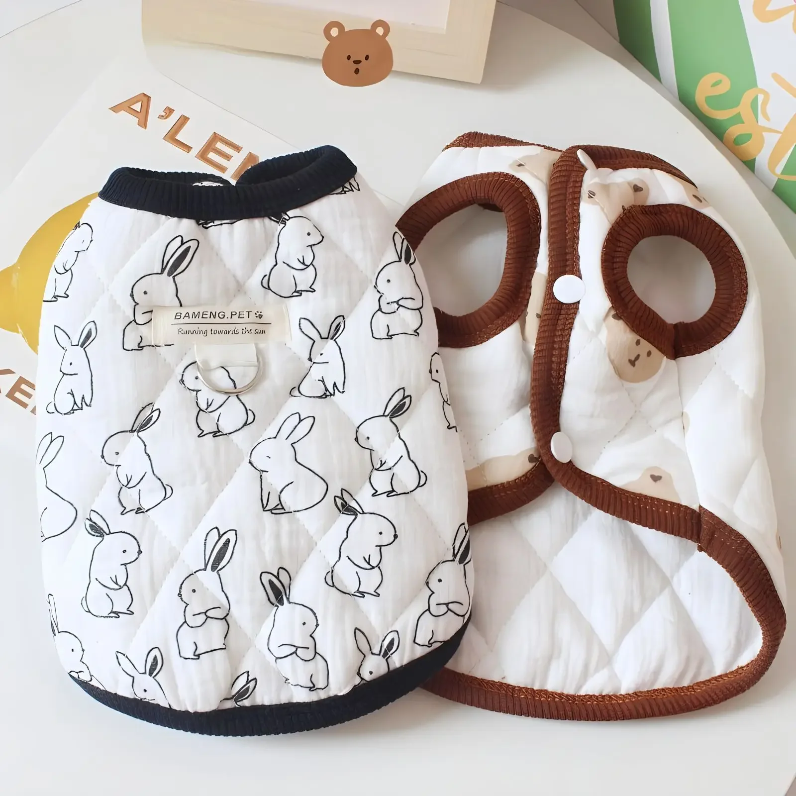 Chaleco para mascotas de otoño e invierno, abrigo con estampado de conejo bonito, ropa para perros con oso de peluche, ropa de otoño e invierno con chaqueta de terciopelo