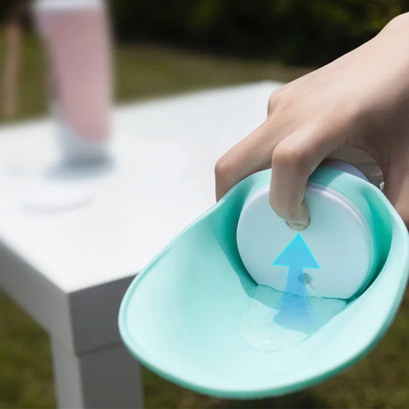 Taza de acompañamiento para mascotas, diseño segmentado, taza de agua para perros, hervidor plegable de gran diámetro para mascotas, suministros para perros - imagen 4