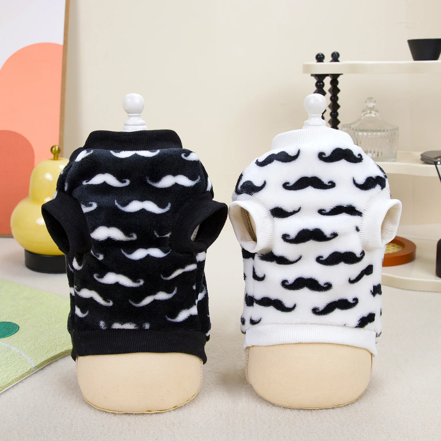 Chaleco de franela cálido y acogedor para cachorros, ropa de invierno para perros, jersey para gatos, trajes para mascotas con anillo en D, sudadera para perros recién nacidos, abrigo