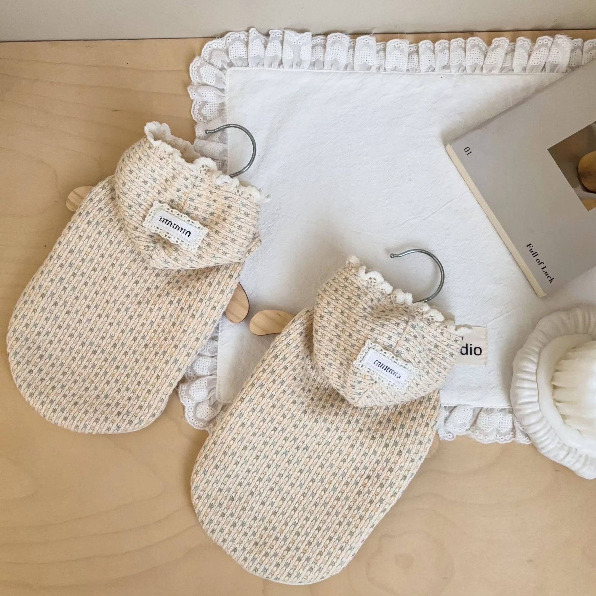 Chaqueta con capucha de otoño e invierno para mascotas con gato de peluche, ropa de casa de invierno, chaqueta para mascotas, ropa para cachorros, ropa para perros pequeños