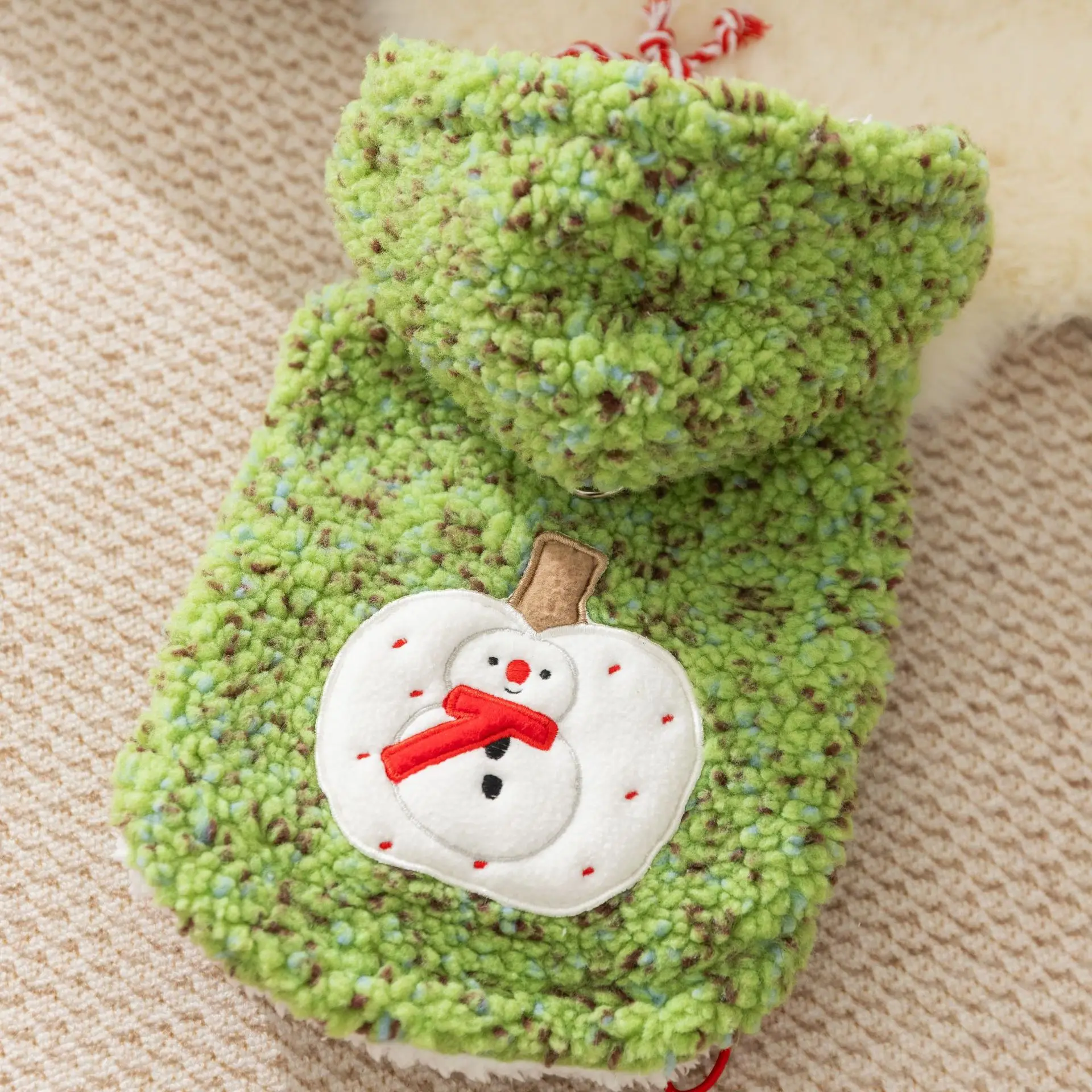 Sudadera con capucha de otoño/invierno para perros, abrigo grueso de terciopelo de dos piernas, bonito abrigo decorativo de Navidad, ropa para cachorros de peluche para perros pequeños - imagen 4