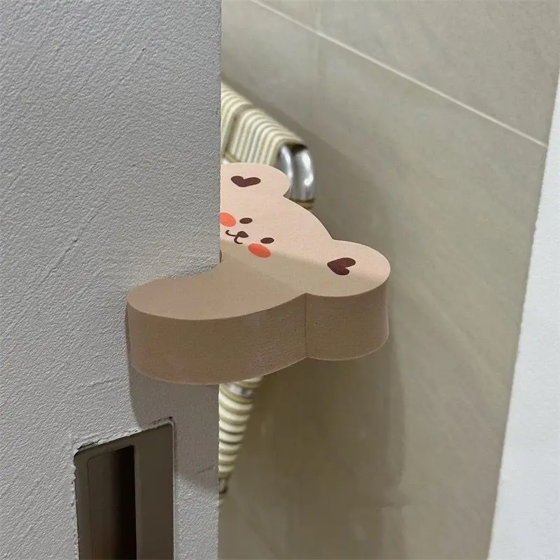 Manija de puerta de oso ins anticolisión, Tope de puerta de seguridad antipellizco para habitación de niños, artefacto de cierre de puerta de dormitorio para mascotas, 1/5 Uds. - imagen 3