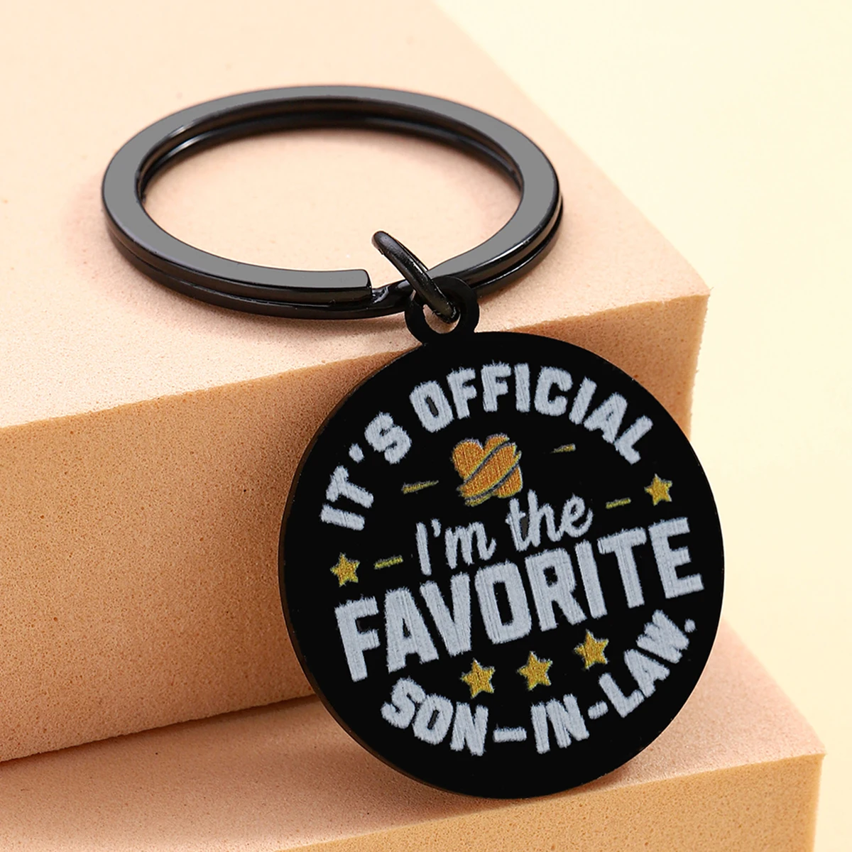 Regalos de hijo en ley para hombres, rellenos de calcetines de Feliz Navidad, llavero de cumpleaños