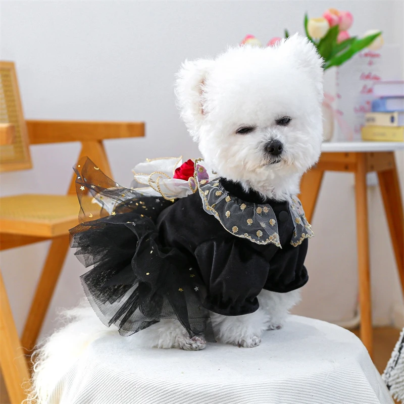 Vestidos de velo de terciopelo negro para perros de compañía, rosa decorativa con nudo de lazo, monos para cachorros, falda de Chihuahua de una pieza para fiesta de lentejuelas - imagen 2